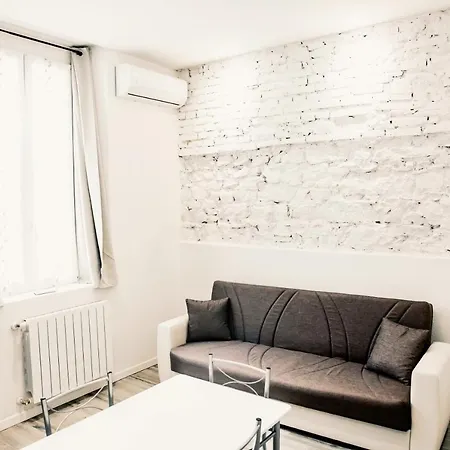 Apartment Stazione-centro Luminoso Bilocale *